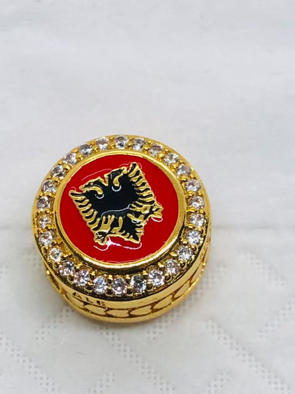 ✨ ✨PANDORA Country Of Albania Exclusive Flag Sparkling Round Gold Button Charm